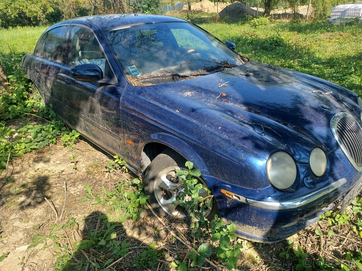 Predam Jaguar S type,,3.0i,,,+ splyňovač - 2