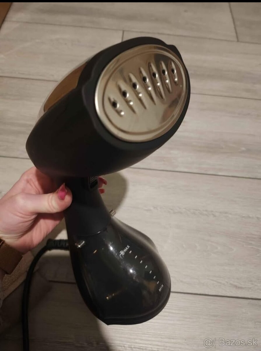 Ručný naparovač Steamone - 2