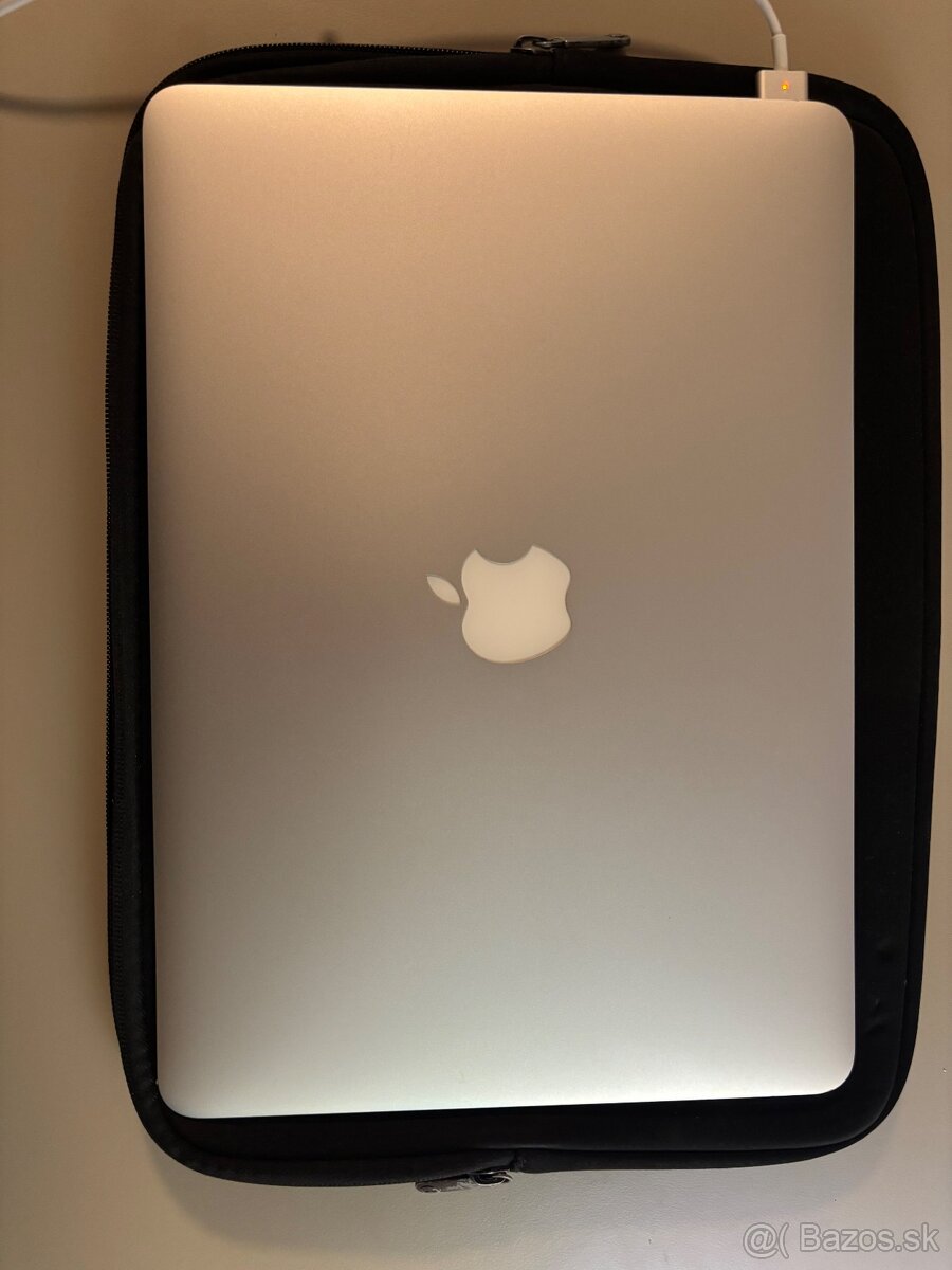 Predám MacBook Air 13,3" - 2