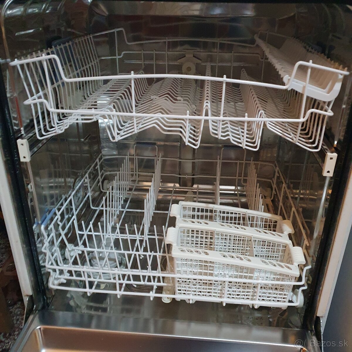 Predam umyvacku riadu WIRPOOL - 2