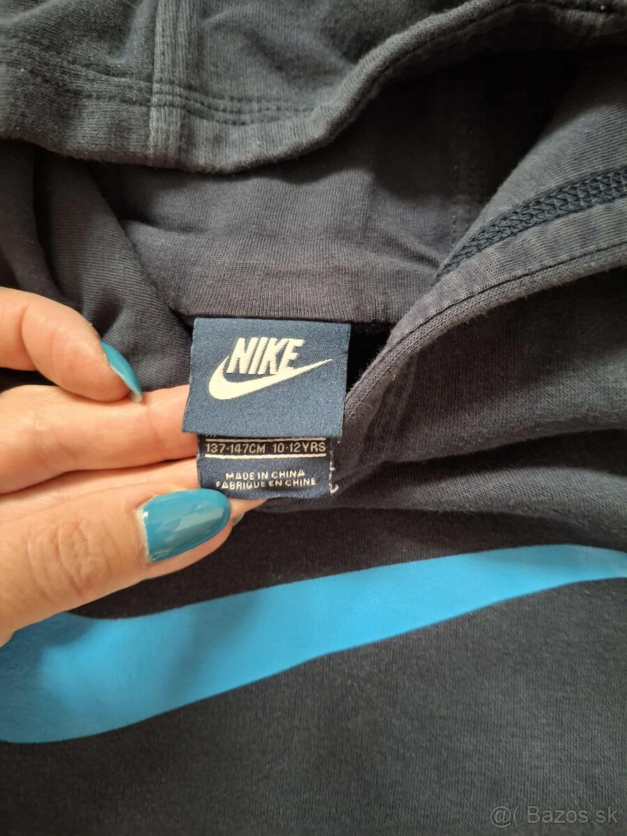 nike mikina 137/147 velkost - 2
