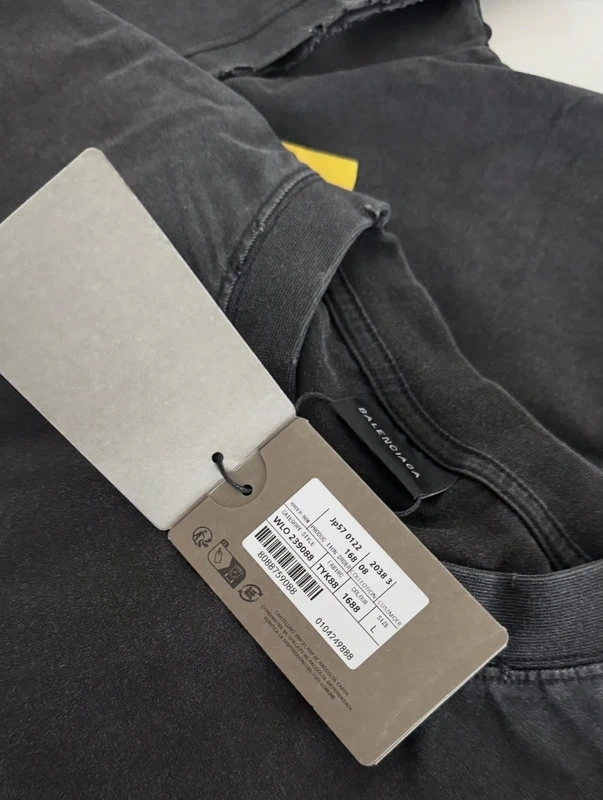 BALENCIAGA tričko - 2