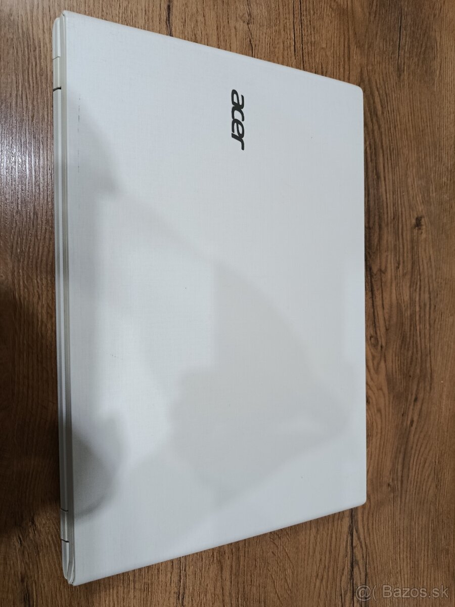 Acer Aspire E5-573 - 2