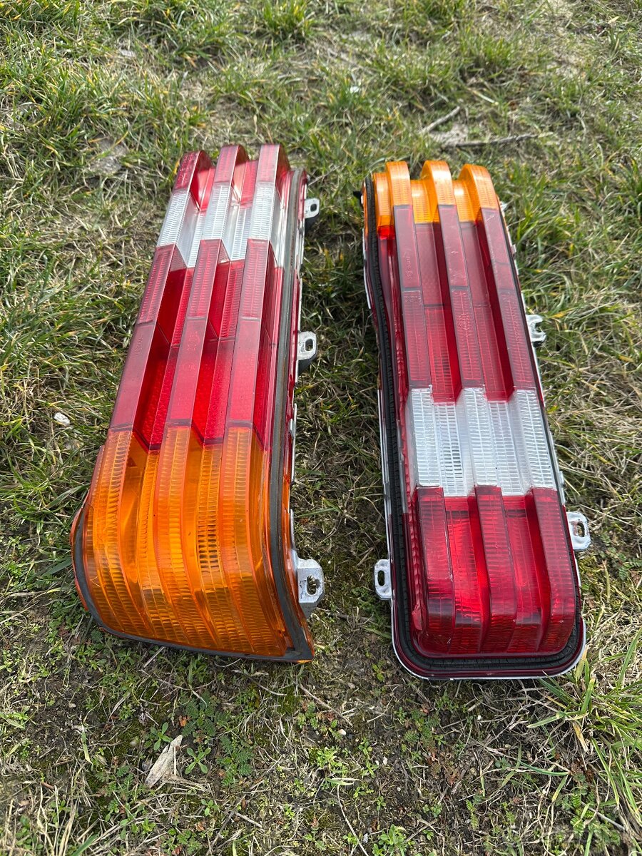 Mercedes W123 svetla - 2