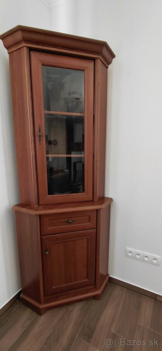 Tv stolík,vitrína - 2