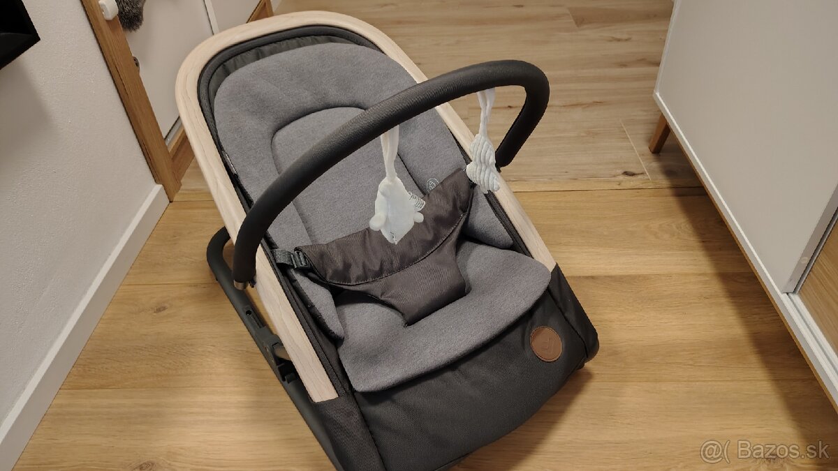 Maxi-Cosi Kori lehátko 2v1 Beyond Graphite - 2