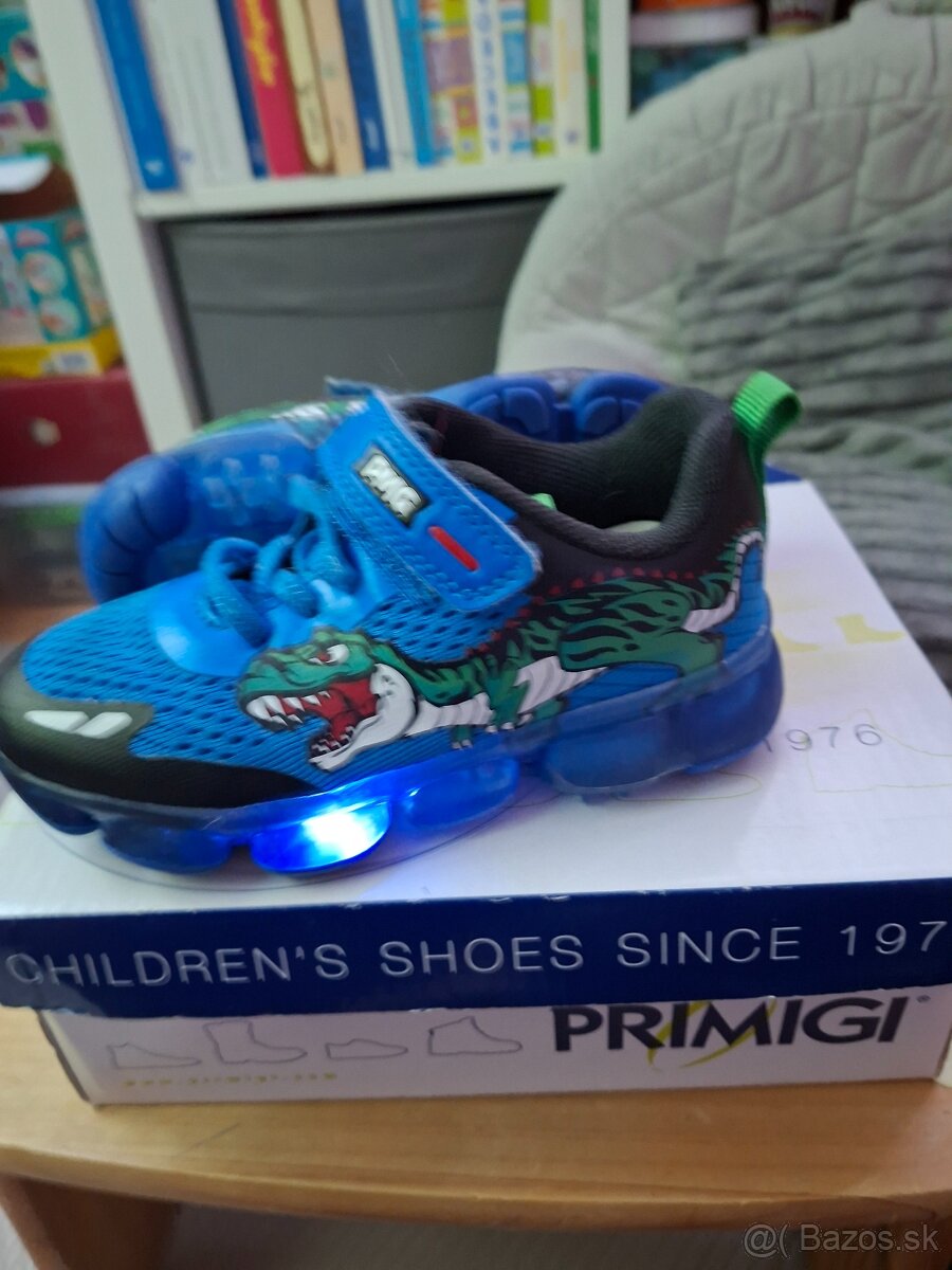 Tenisky PRIMIGI blikacie, EU 28 - 2