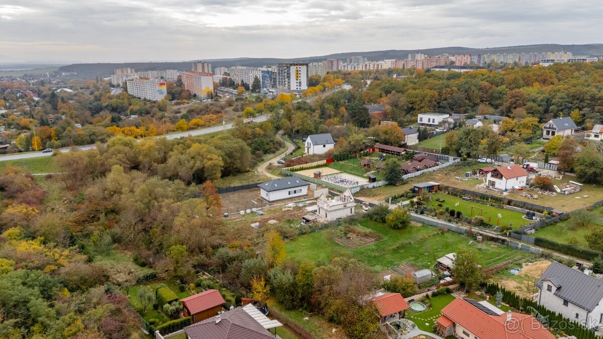 Pozemok vhodný na rekr.dom, 1.282 m2, Čičky - majer, KE - 2