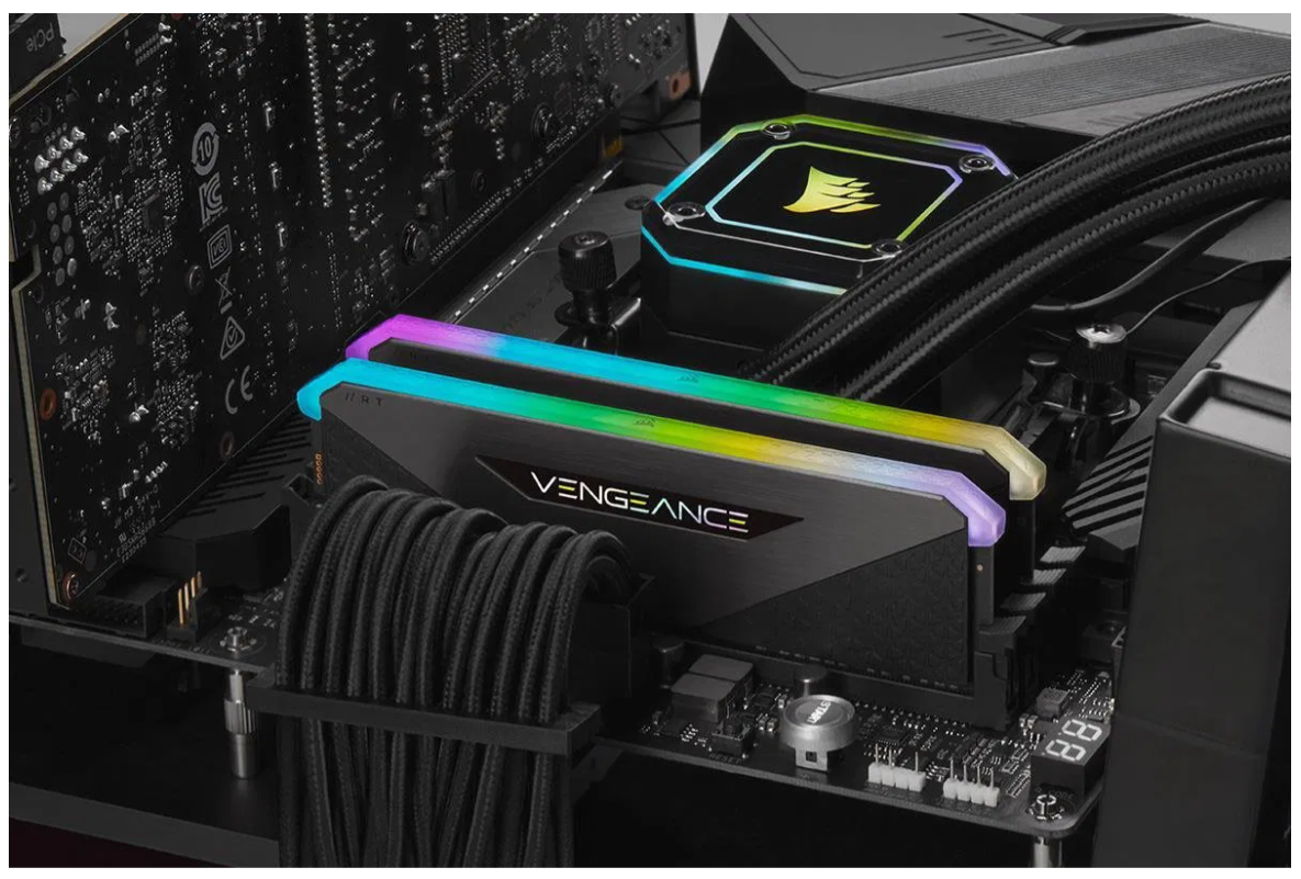 DDR4 4600 MHz Corsair KIT - 2