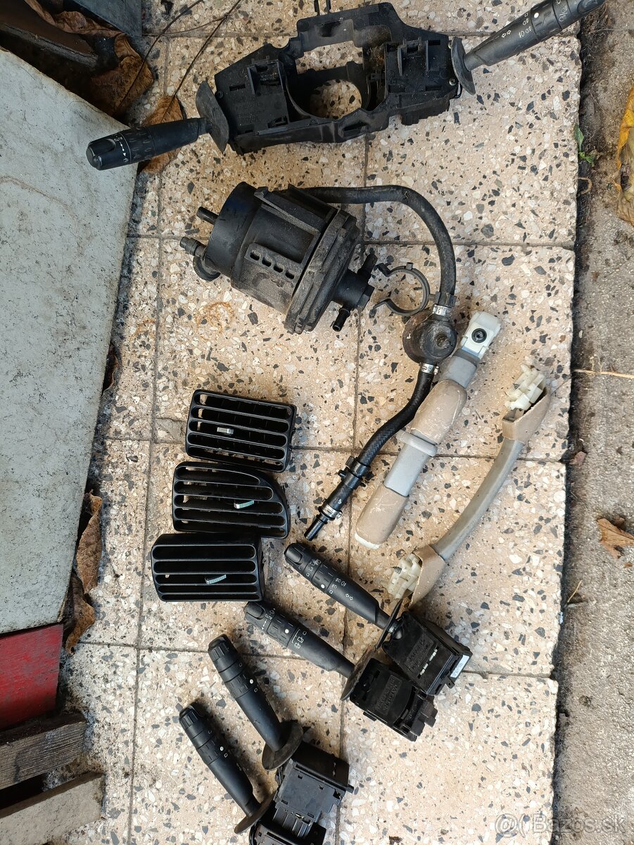 Predám páčky na Peugeot 406 - 2