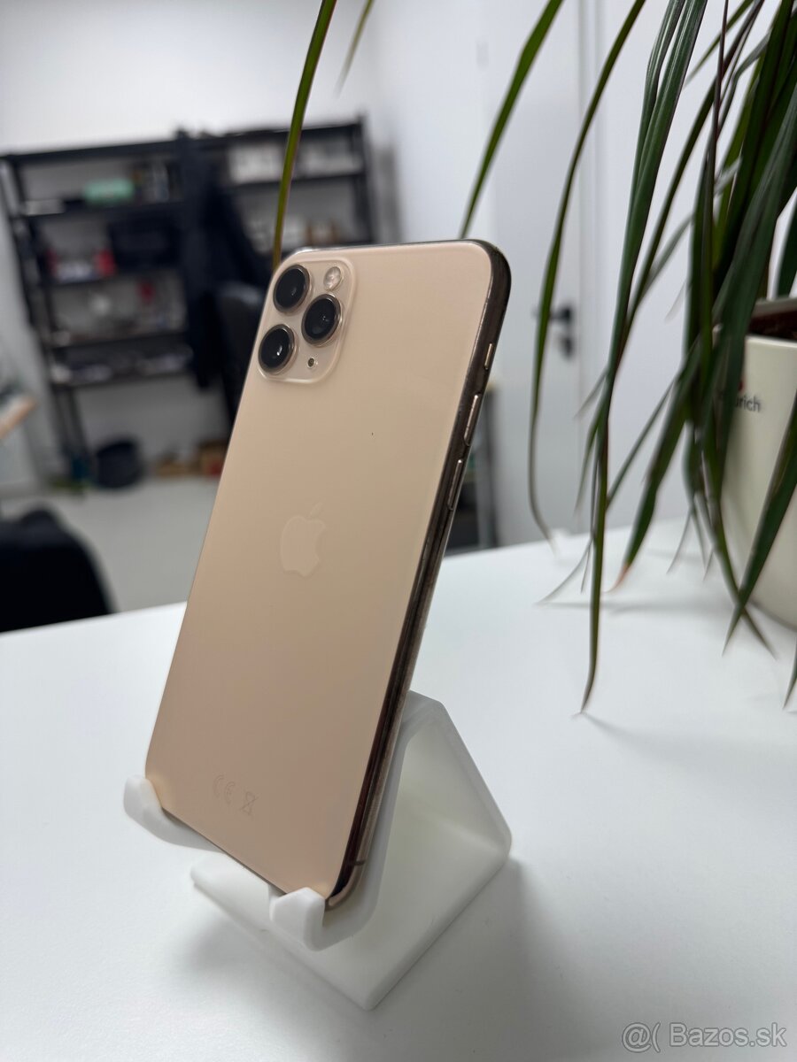 Apple iPhone 11 Pro 64GB GOLD - 2