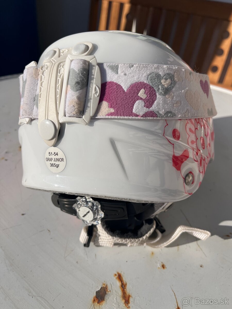 Predám detskú lyžiarsku prilbu s okuliarmi - 2