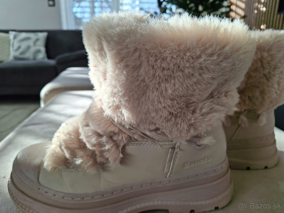 Veľmi teplé topánky - 2