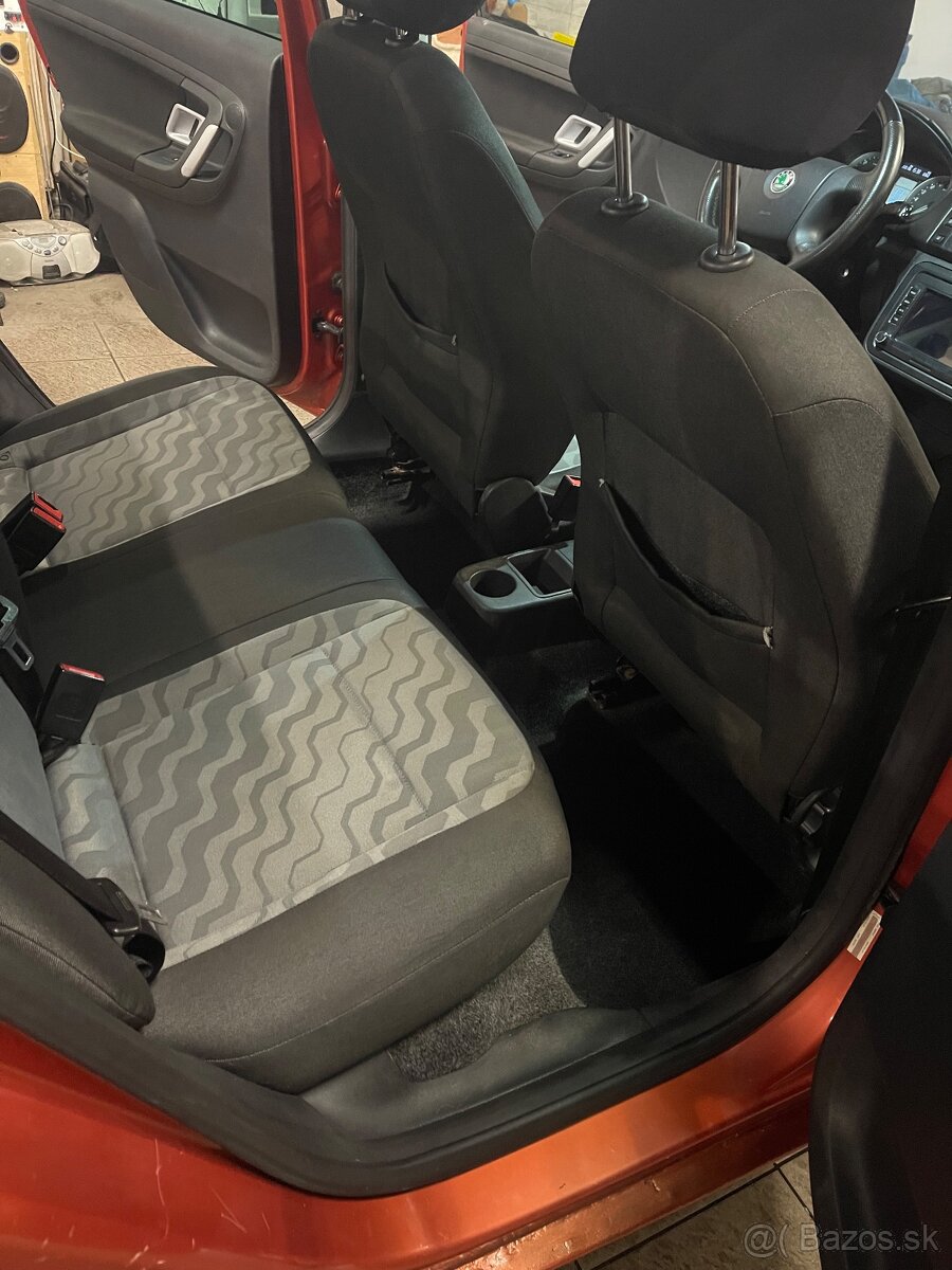 Napredaj Škoda Fabia 2 1.9 tdi 77 kw sport line - 2