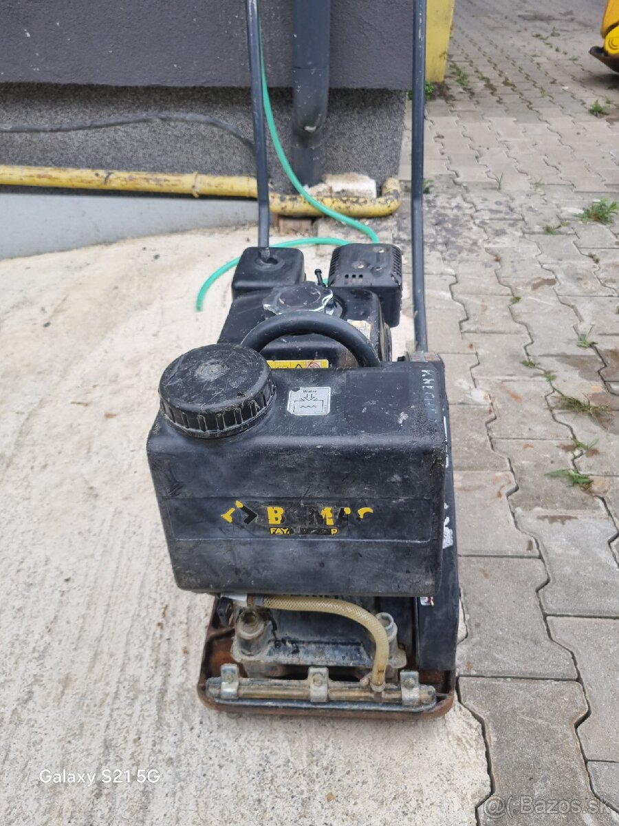 Vibračná doska Bomag BVP 10/36 - 2