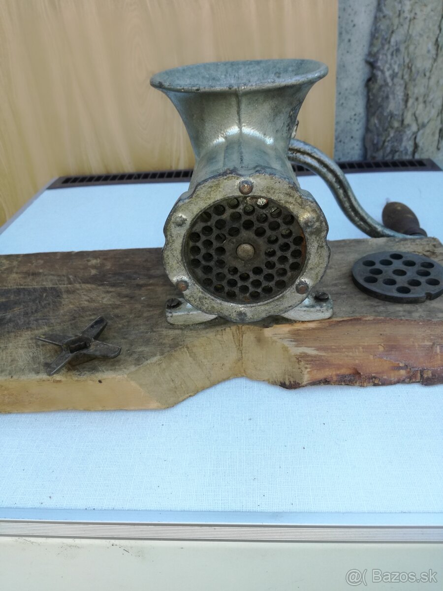 Mlynček na mäso - 2