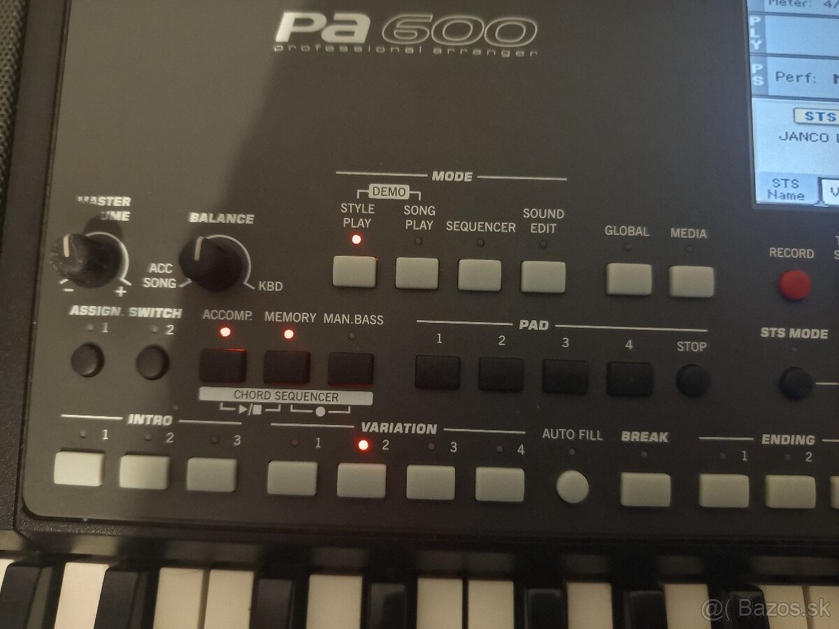 Korg Pa 600 - 2