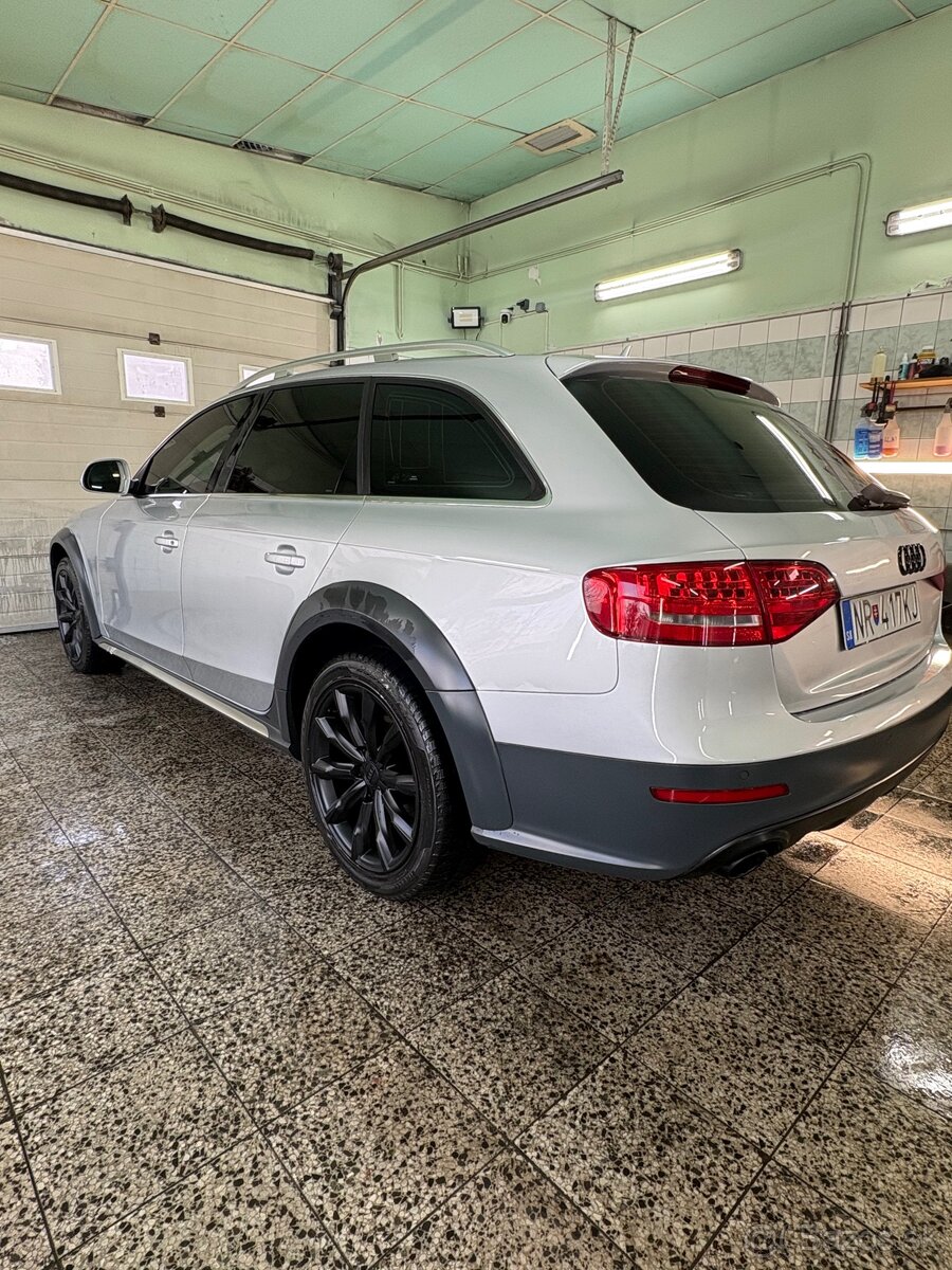 Audi A4 Allroad - 2
