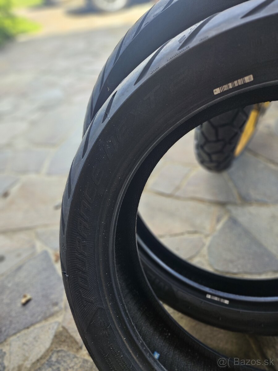 Predam gumy ma bmw gs 1000km najazdene