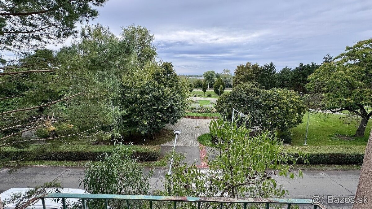 Na predaj 2izbový byt Hlohovec ulica R.Dilonga - 2