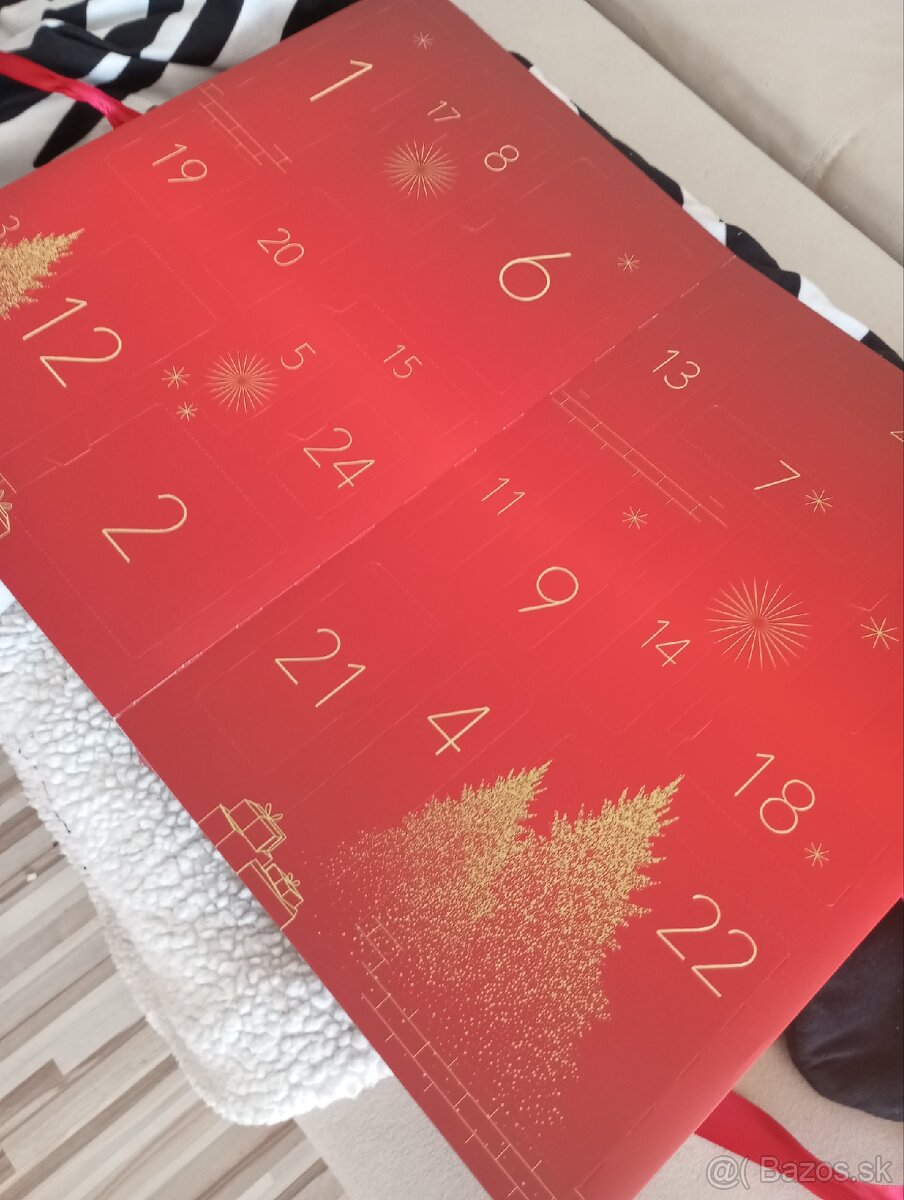 DOUGLAS Darčekový kalendár v hodnote 400 € - 2