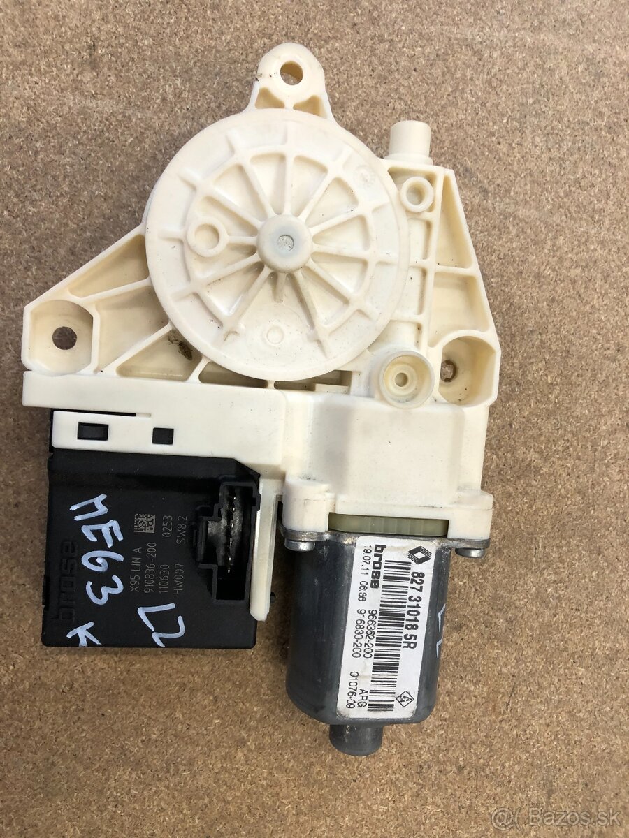 renault megane 3 motorček okna zamok stahovanie okna - 2