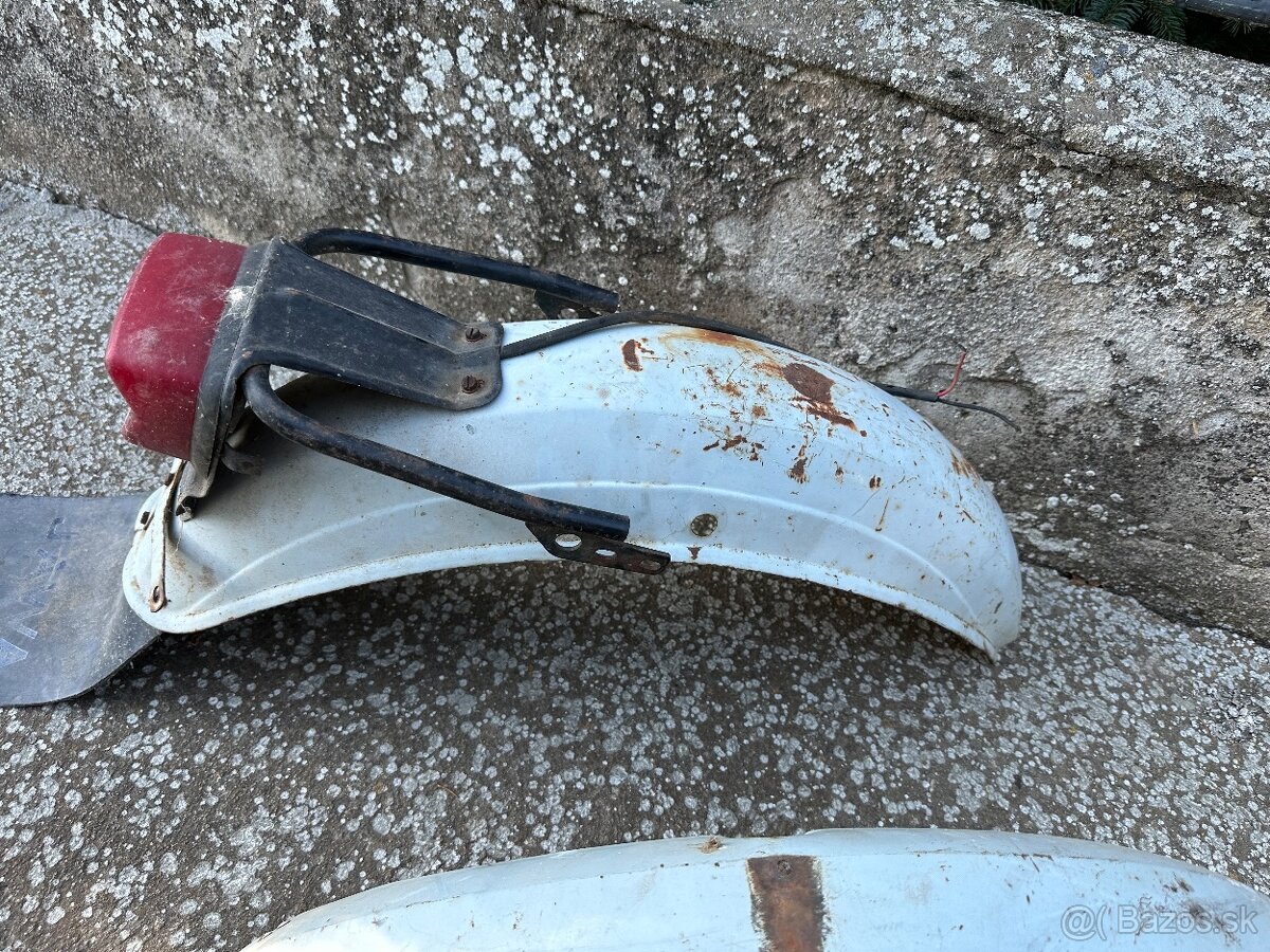 Blatníky na Jawa 350 - 2