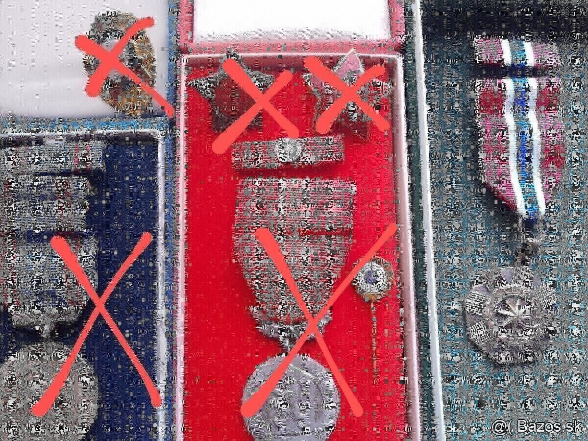 VYZNAMENANIA ODZNAKY VOJENSKE KOMPASY - 2