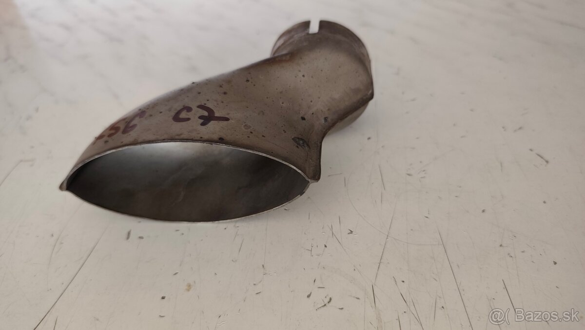 Priruba výfuk RS6 C7 LOOK - 2