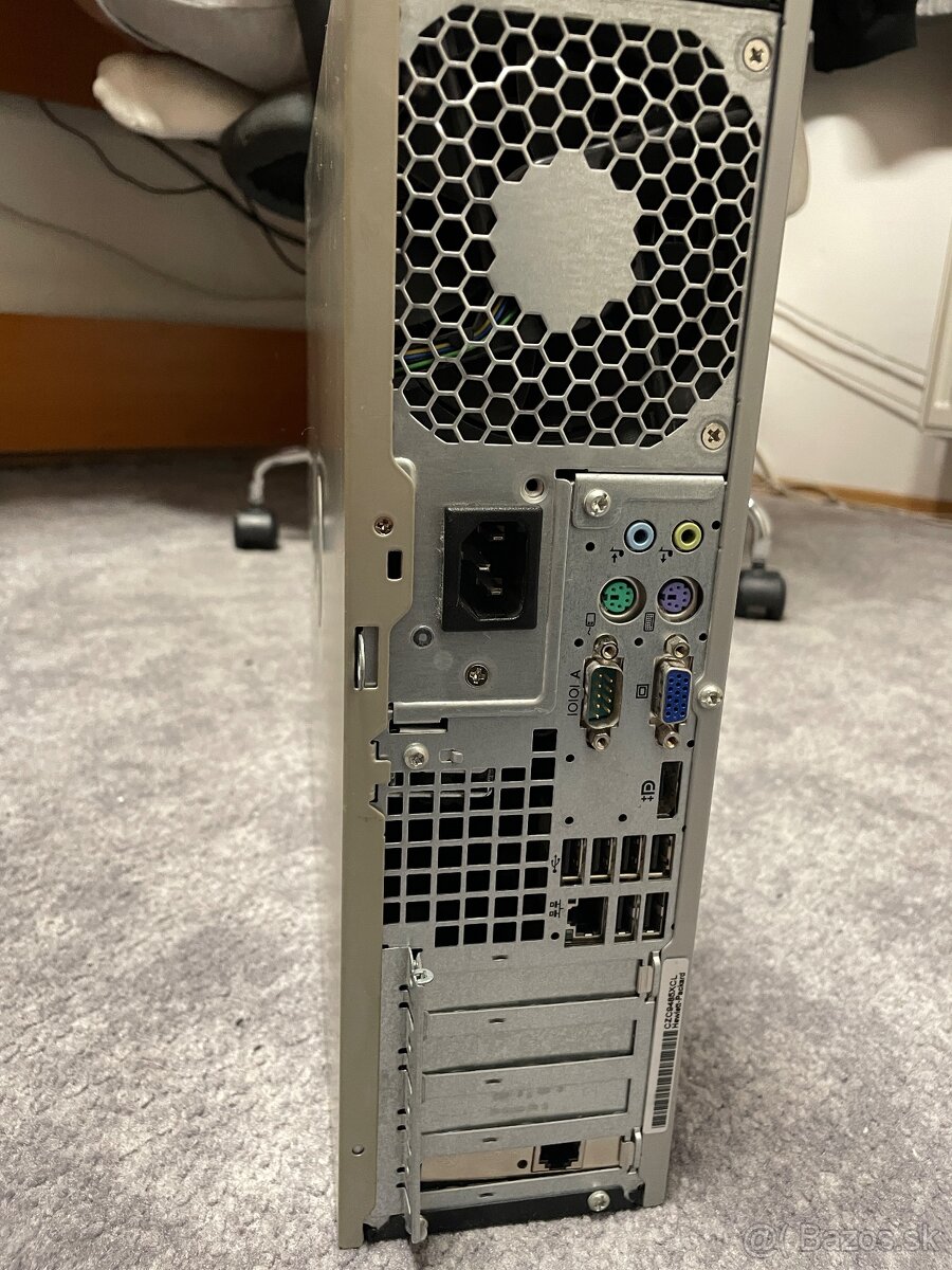 HP stolný počitač - 2