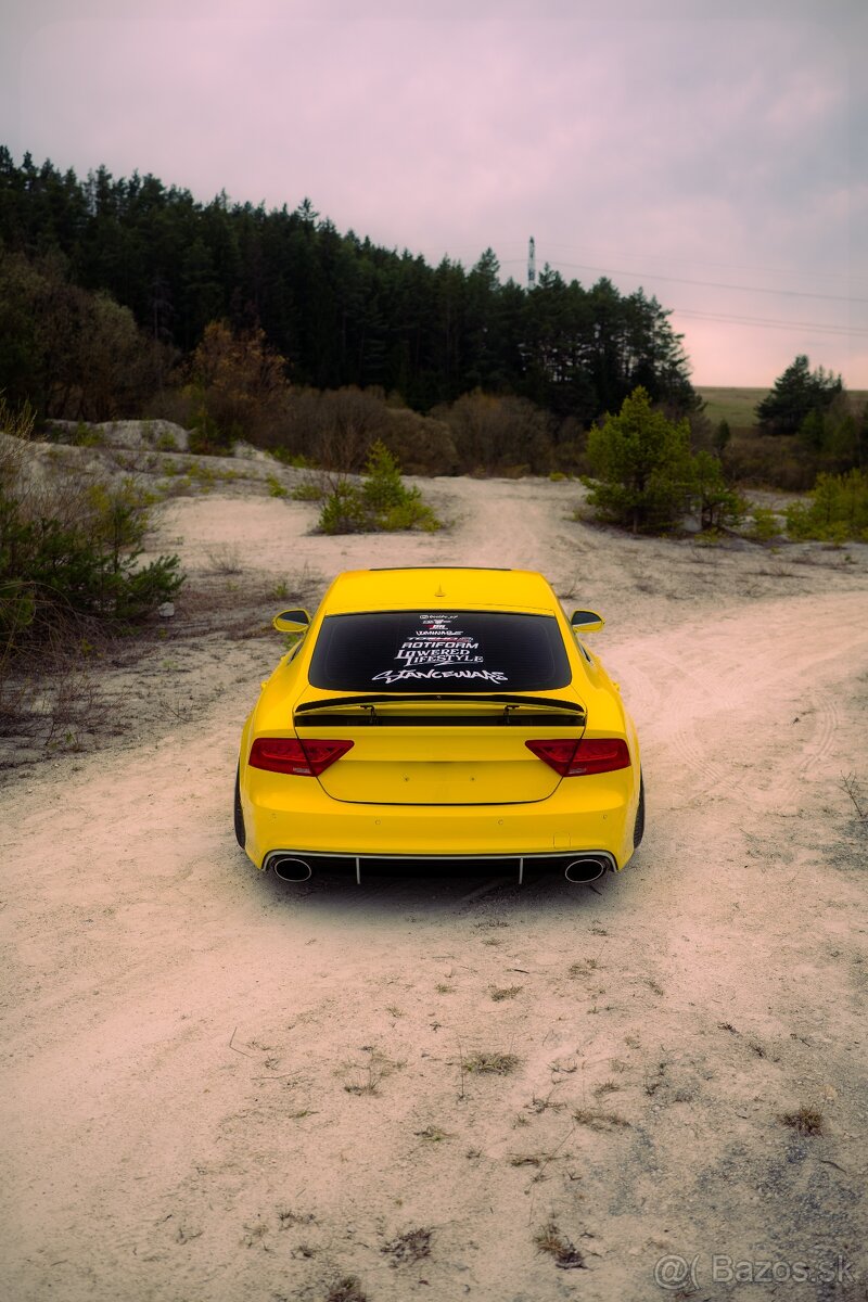 Audi a7 c7 zadne svetla - 2