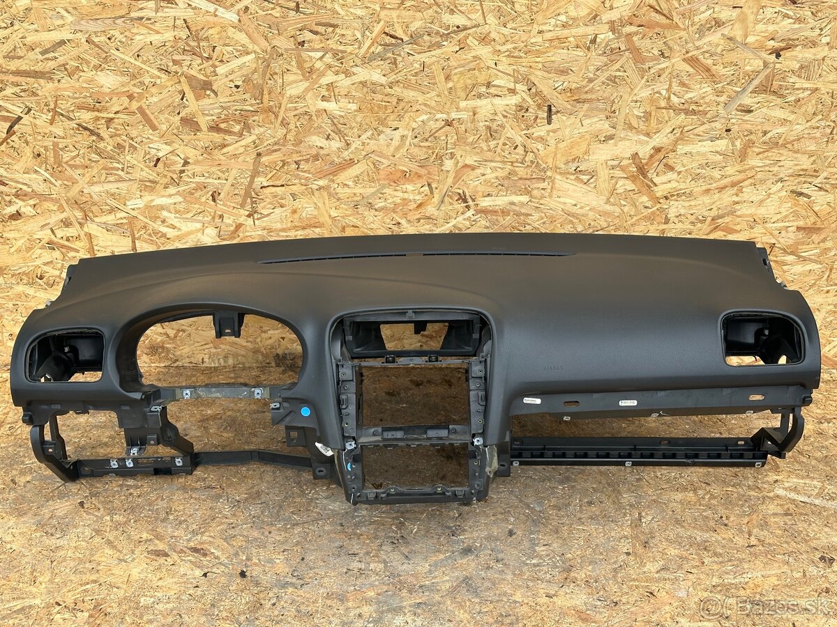 Golf 6 EU palubovka+airbag+pásy - 2