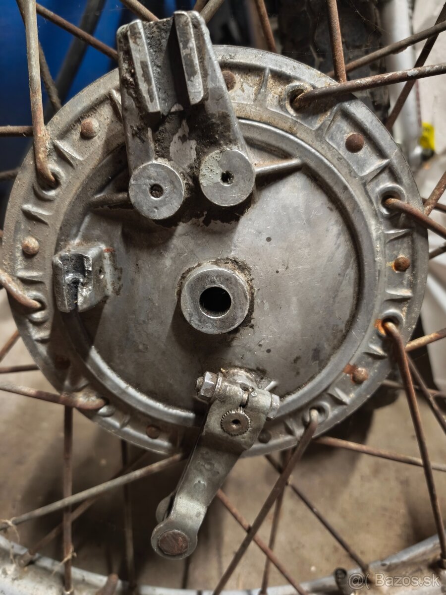 Přední kolo čz 997,998 - 2