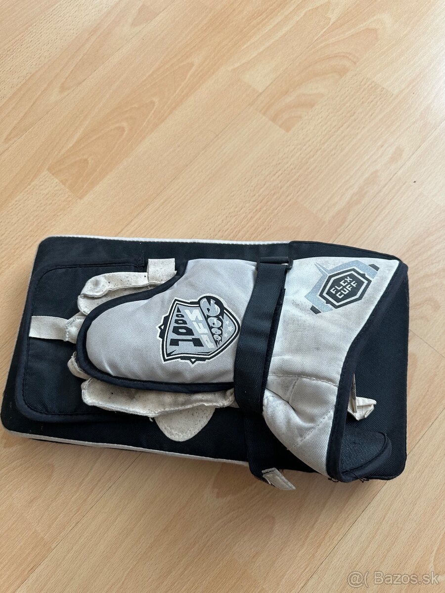 Vyrážačka CCM PFS 1000 SR - 2