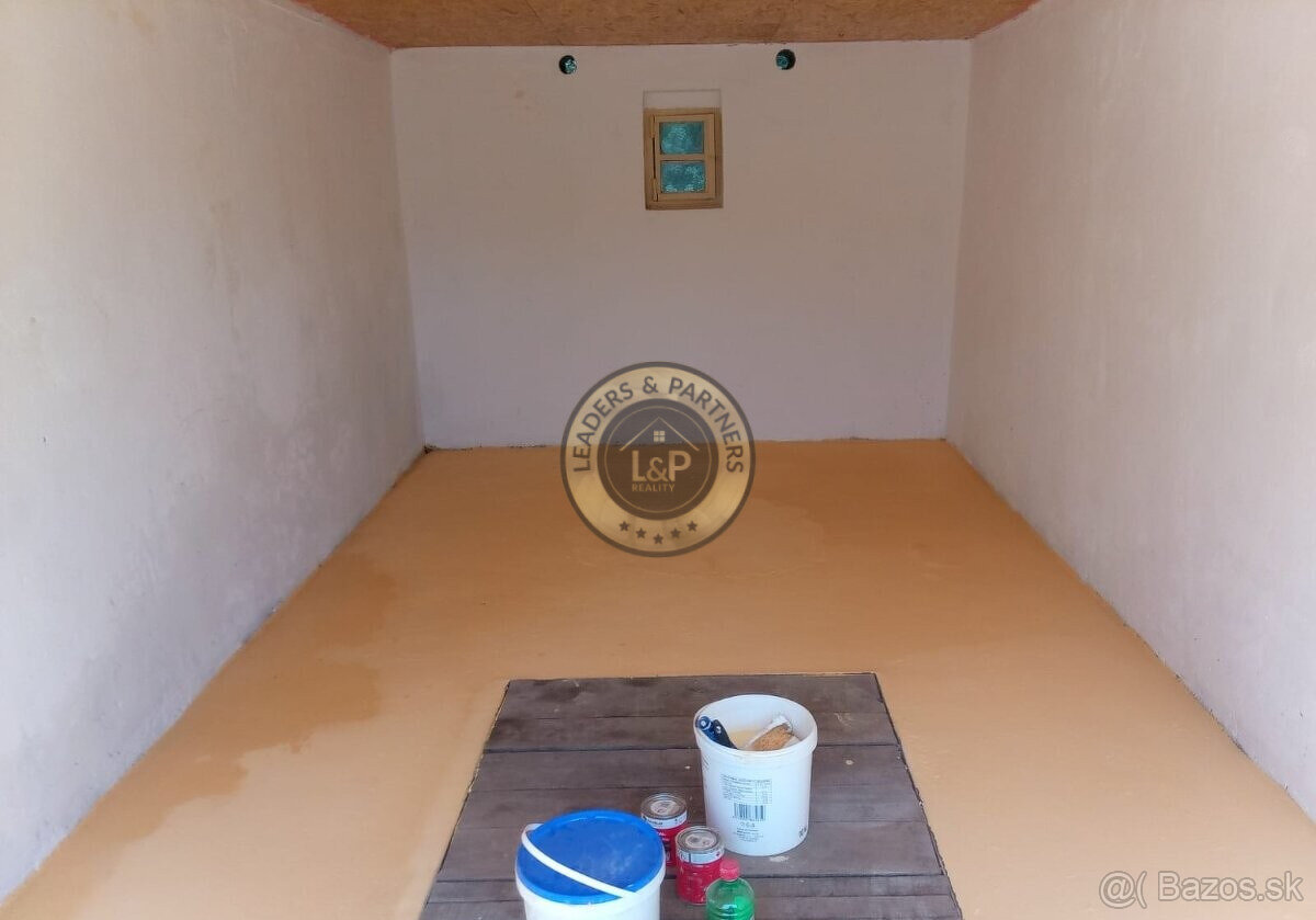 Na predaj garáž v Hlohovci časť Peter - 2