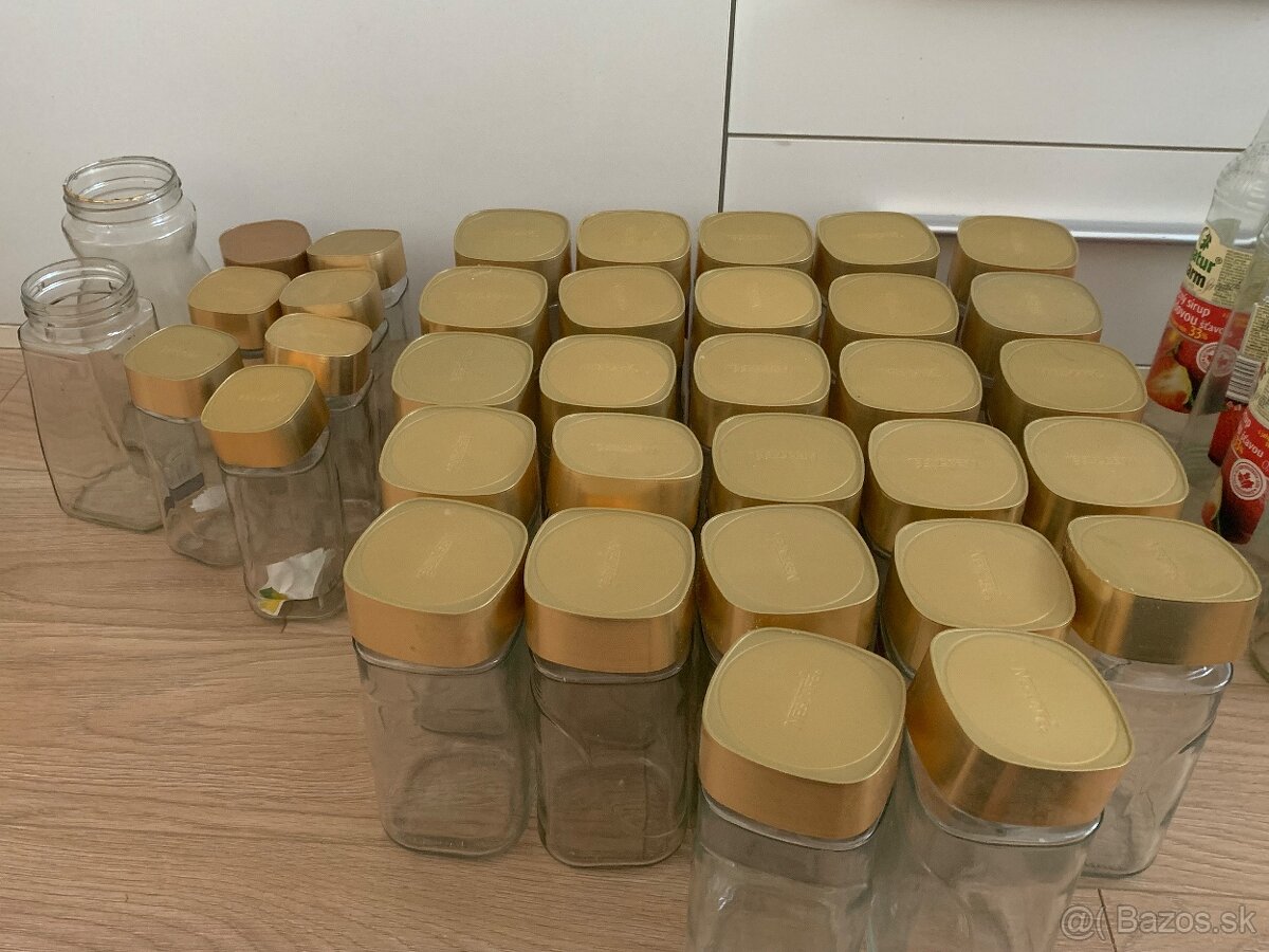 Darujem zaváraninové poháre. - 2
