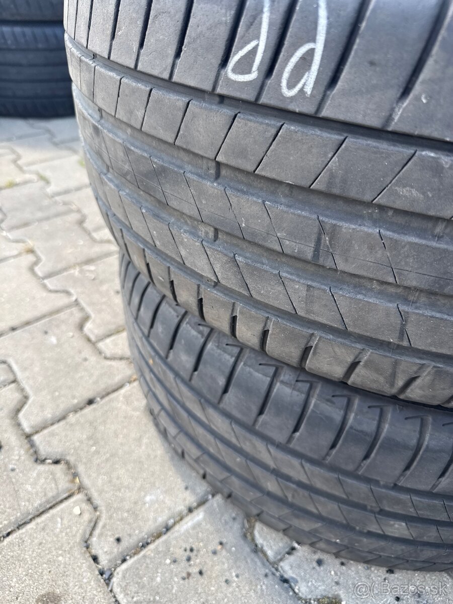 245/45 R19, sada dvoch pneumatík - 2