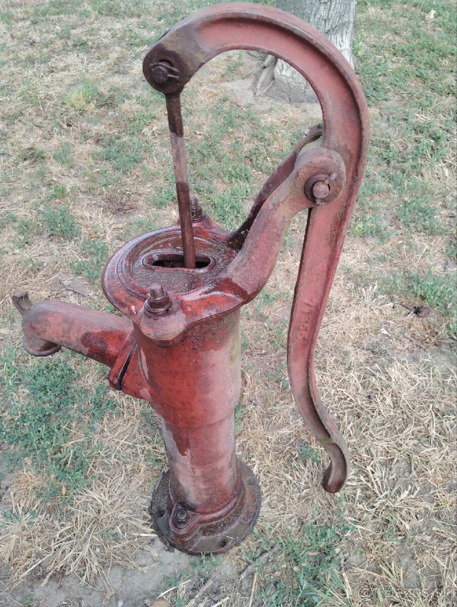 Stará pumpa na vodu - 2