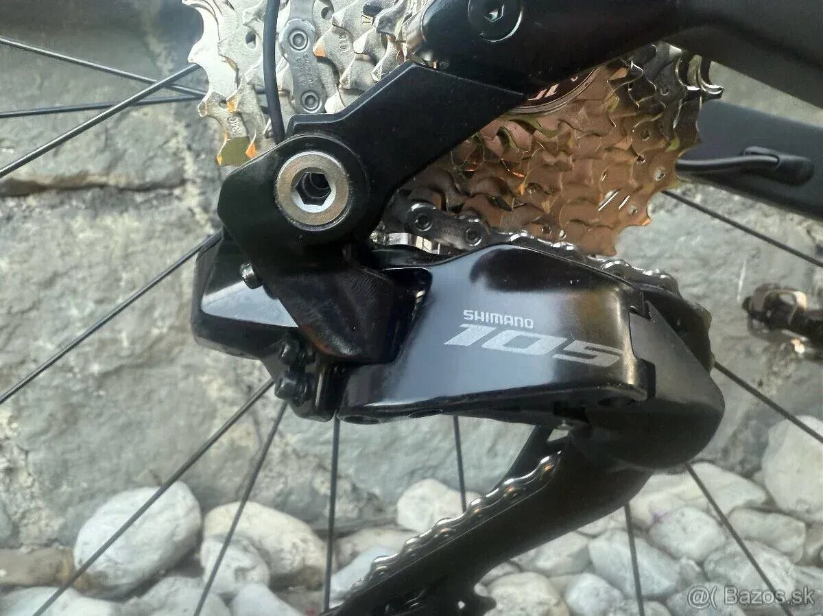 Carbonový Cestný Bicykel UCI - 2
