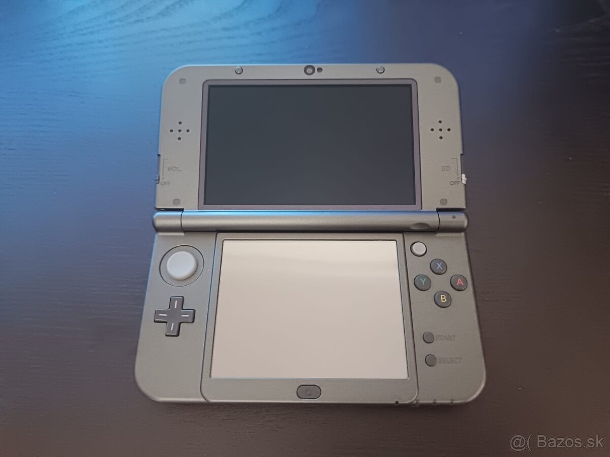 New Nintendo 3DS XL Hyrule Edition Top IPS display - 2