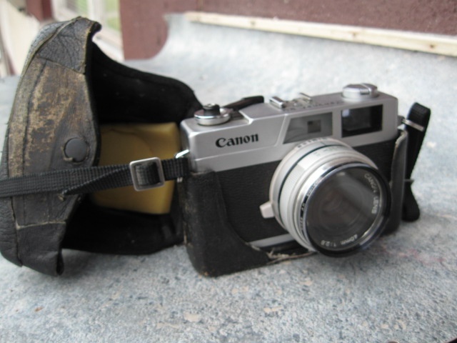 Smena ,   Canonenet 28 zn Canon, OLYMPUS 5. a iné - 2