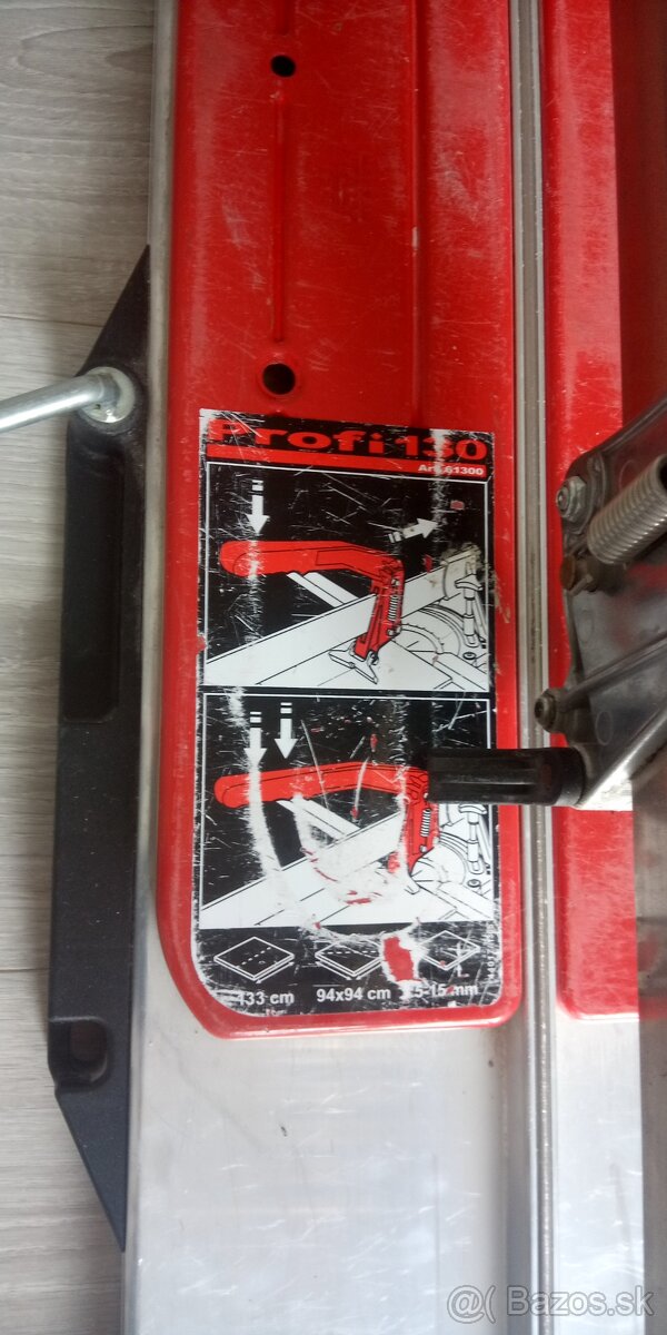 Rezacka na obklad dlazbu . - 2