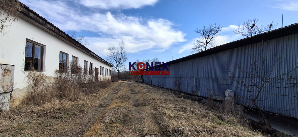 NA PREDAJ – Výrobný areál v obci UBĽA - 2
