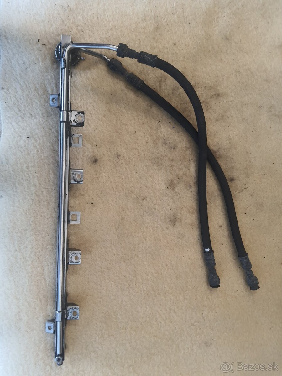 Vstrekovacia rampa E39 523i - 2ks - 2