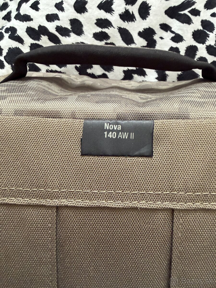 Lowepro nova 140 AW II - 2