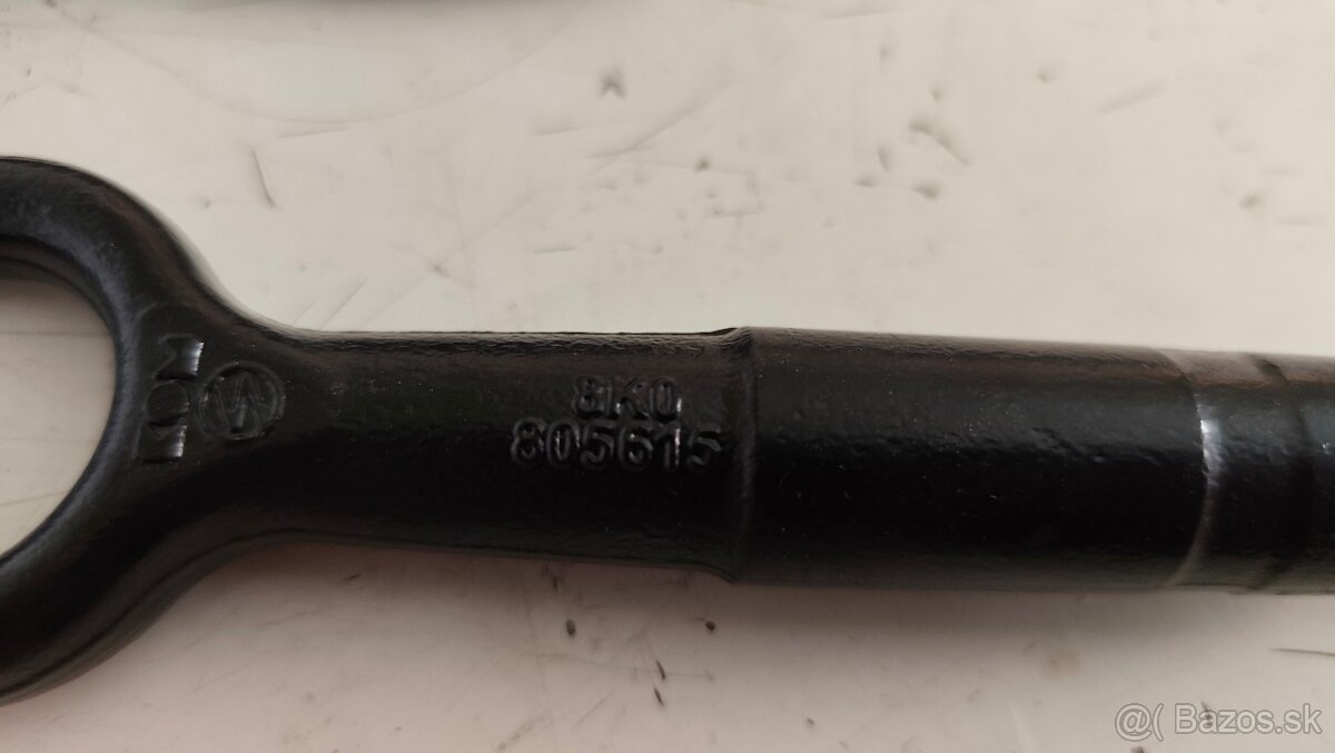 Tazne oko Audi 8K0805615 - 2