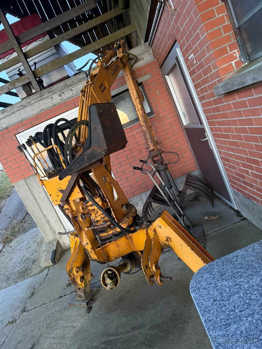 Podkop trojbod upnutie - 2