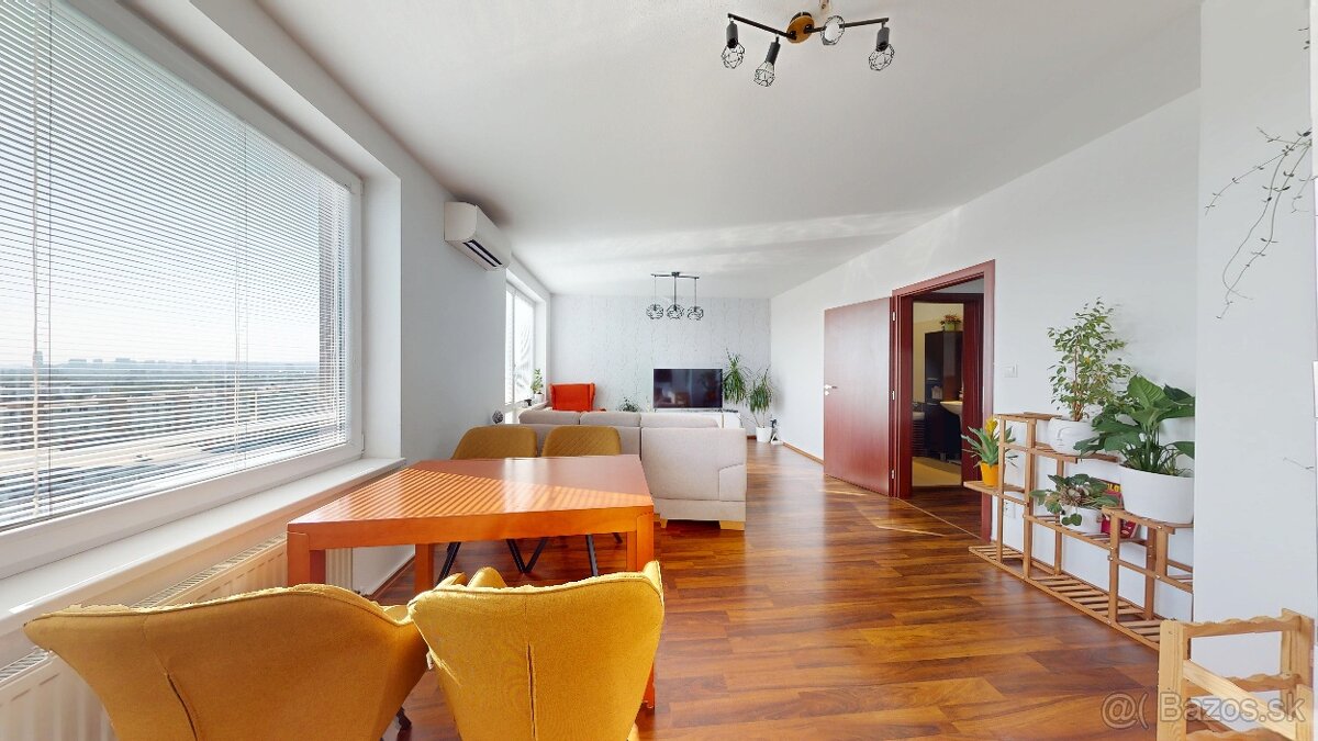 Svetlý 2i byt s dvomi balkónmi a parkovaním P. Biskupice - 2