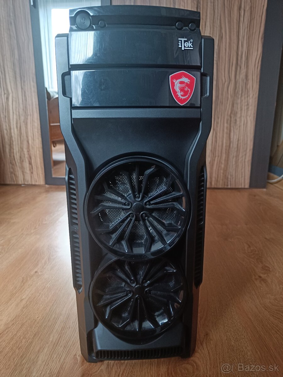 Počítač MSI - 2