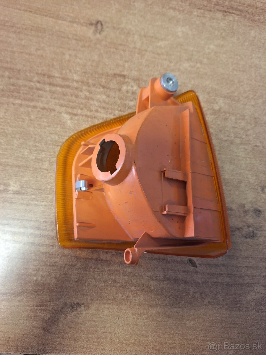 Predna smerovka Ford Escort - 2